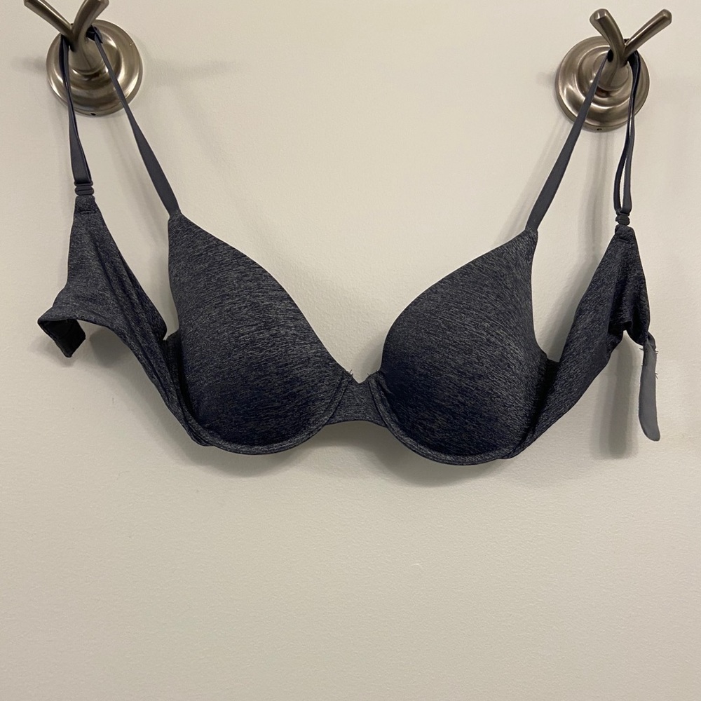 VS T Shirt Bra